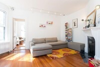 76 Cypress St, Unit 2 in Brookline, MA - Foto de edificio - Building Photo