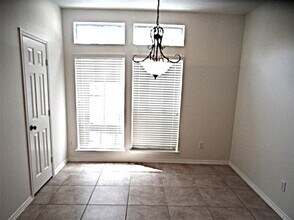 17202 Haley Falls Ln in Houston, TX - Building Photo - Building Photo
