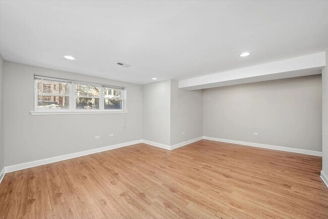 4145 S Michigan Ave in Chicago, IL - Building Photo - Building Photo