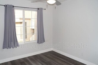 925 N College Ave in Tempe, AZ - Building Photo - Building Photo