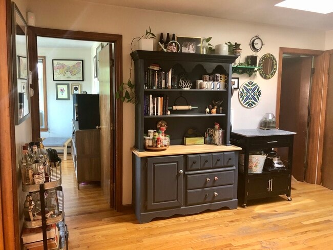 237 Columbia St, Unit 235-4L