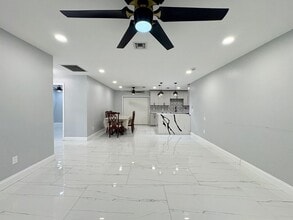 1733 Sunset Ave in Lake Worth Beach, FL - Building Photo - Building Photo