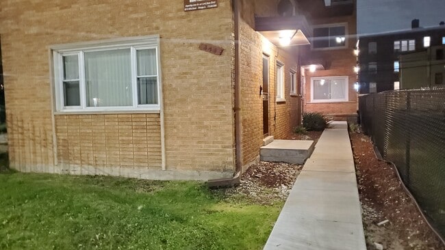 343 E 107th St, Unit 1st Floor South