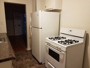 4021 1/2 McLaughlin Ave in Los Angeles, CA - Building Photo - Building Photo