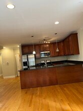 5033 N Springfield Ave in Chicago, IL - Building Photo - Building Photo
