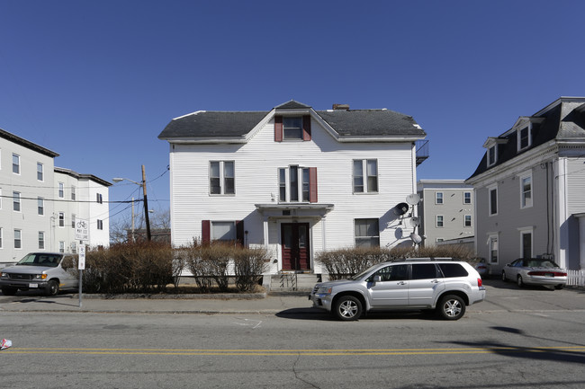 793 Merrimack St in Lowell, MA - Building Photo - Building Photo