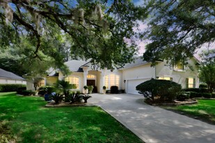 526 Oakmont Dr in Orange Park, FL - Building Photo