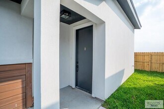 3604 Hidalgo Cir in Brownsville, TX - Building Photo - Building Photo