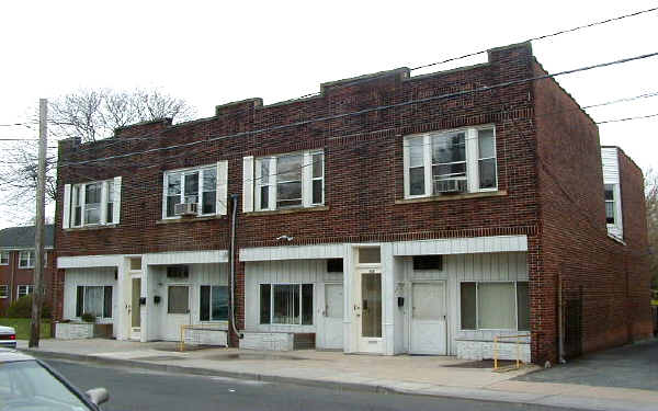 159 Fort Lee Rd in Teaneck, NJ - Building Photo