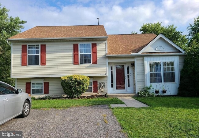 property at 7959 Vernon Ave