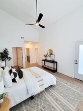 Vanguard Villas in Lee's Summit, MO - Foto de edificio - Building Photo