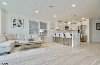 73 Stuyvesant Ave. in Newark, NJ - Building Photo - Building Photo