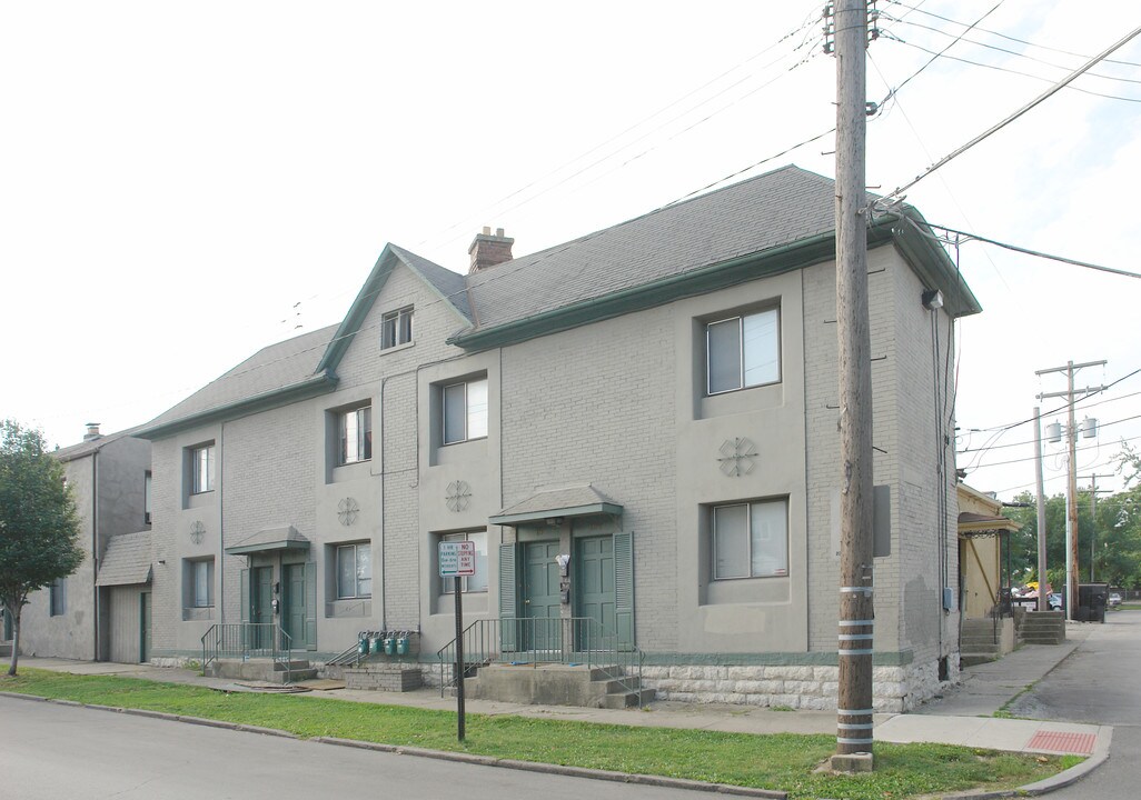 17-19 W 8th Ave in Columbus, OH - Building Photo