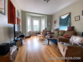 77 Easton St in Boston, MA - Building Photo