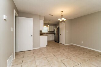 1027 Spring Garden St in Altamonte Springs, FL - Building Photo - Building Photo