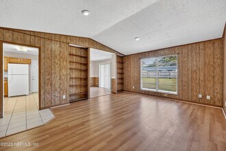 551 William Penn St in Orange Park, FL - Building Photo - Building Photo