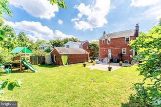 1709 Patrick Henry Dr in Arlington, VA - Building Photo - Building Photo