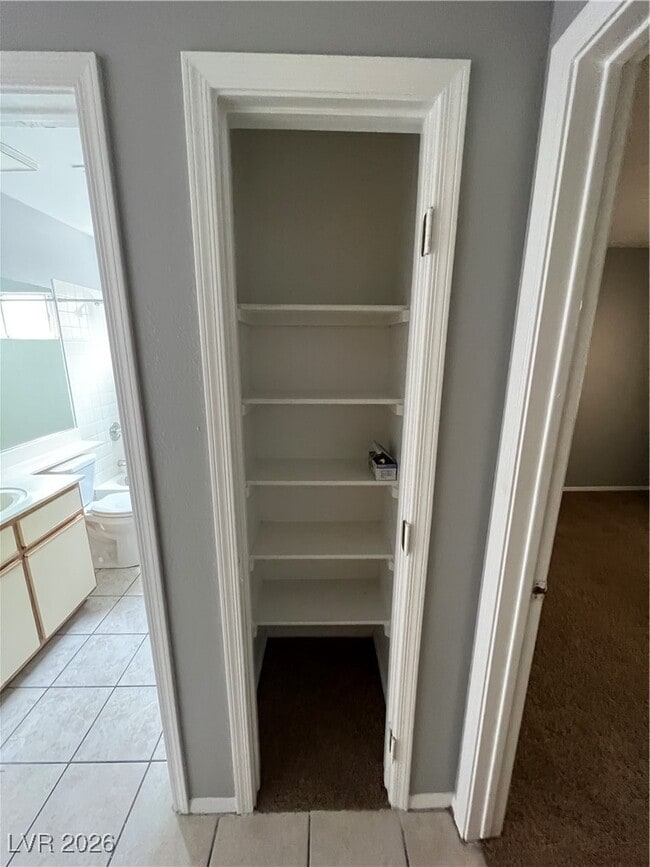 property at 1718 Comstock Dr