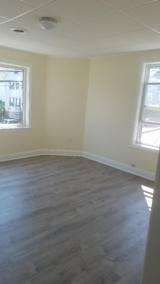 100 Smith St in Fall River, MA - Building Photo - Building Photo