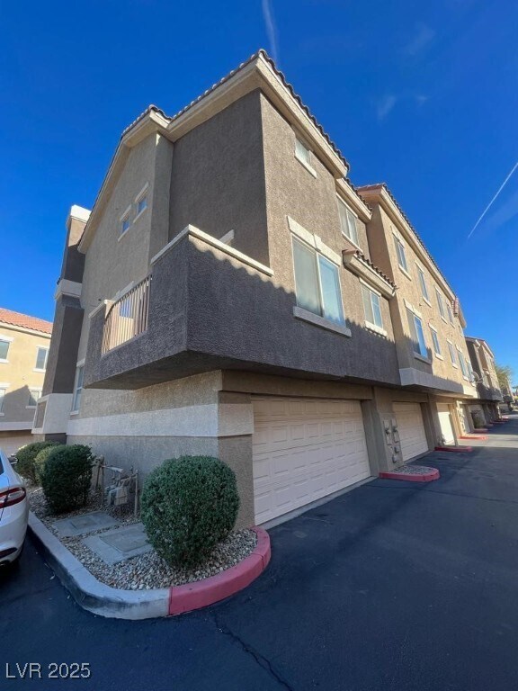 2792 Red Vista Ct in Henderson, NV - Building Photo - Building Photo