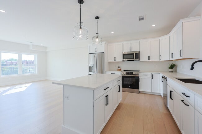 property at 62 Foundry St