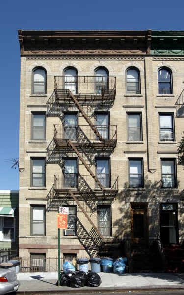 549 51st St in Brooklyn, NY - Building Photo