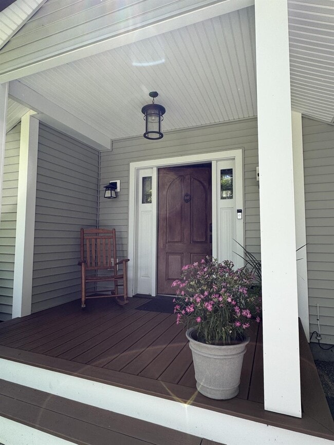 38 Main St in Hyde Park, NY - Building Photo - Building Photo
