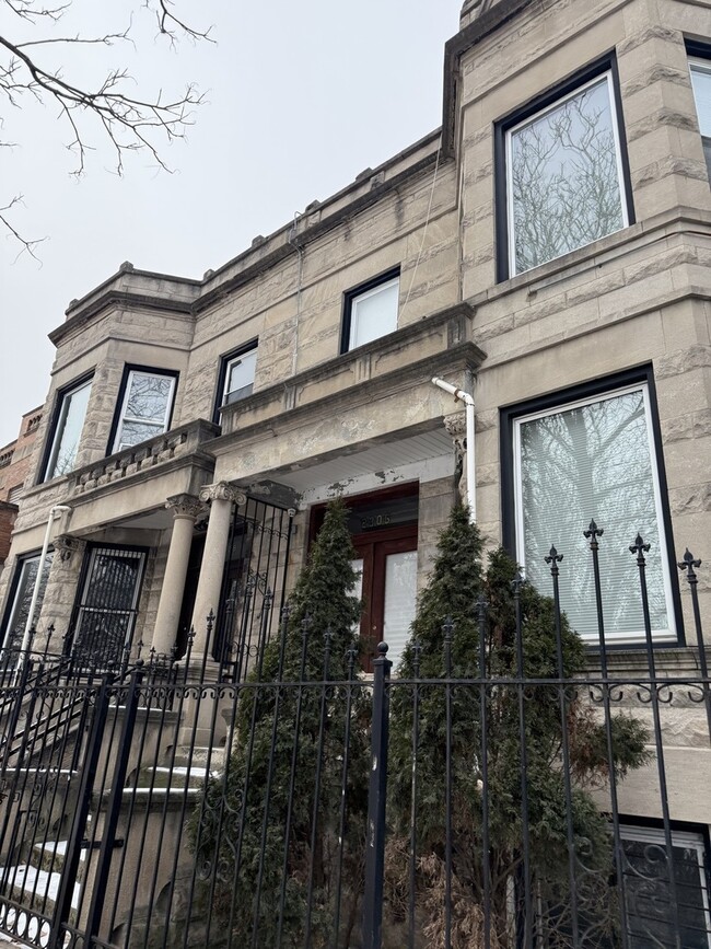 2306 S Marshall Blvd in Chicago, IL - Building Photo - Building Photo