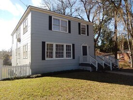 725 W Washington St in Quincy, FL - Building Photo