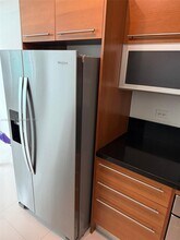 244 Biscayne Blvd in Miami, FL - Building Photo - Building Photo