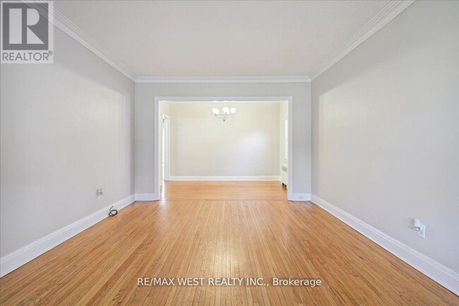 29 Prennan Ave in Toronto, ON - Building Photo - Building Photo