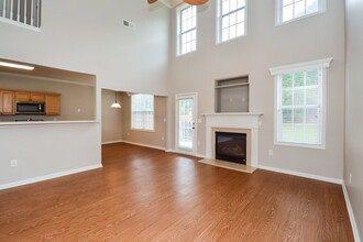 129 Lantana Dr in Locust Grove, GA - Building Photo - Building Photo