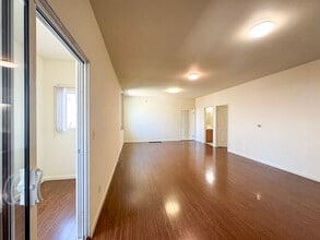 4428 Prospect Ave in Los Angeles, CA - Building Photo - Building Photo