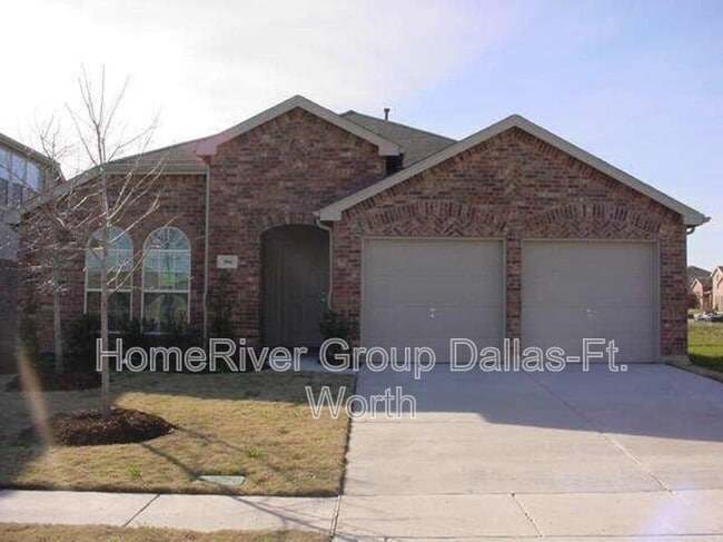 property at 3904 Coloma Dr