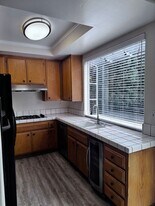 2696 Santa Ana Ave in Costa Mesa, CA - Building Photo