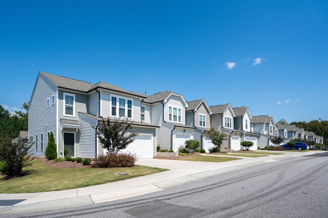 474 TW Alexander Dr in Durham, NC - Building Photo - Building Photo