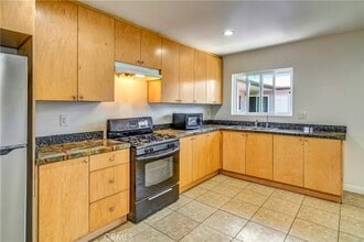 6735 Elmer Ave in Los Angeles, CA - Building Photo - Building Photo