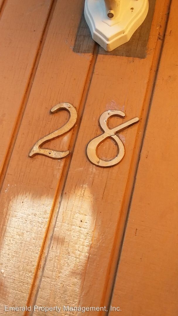 5495 A St-Unit -25-28 in Springfield, OR - Building Photo - Building Photo