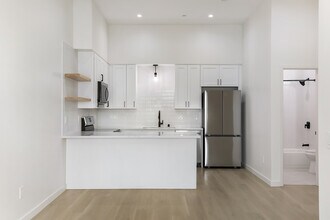1320 Gertrude St, Unit 2 in San Diego, CA - Building Photo - Building Photo