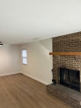 35 Edgebrooke Dr, Unit 4 in Springboro, OH - Foto de edificio - Building Photo