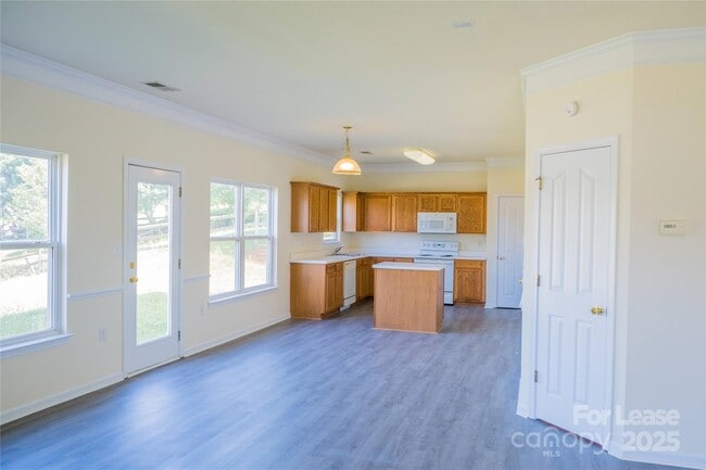6926 Brandon Chase Ln in Concord, NC - Building Photo - Building Photo