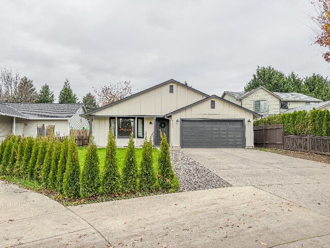 12502 NE 19th St in Vancouver, WA - Building Photo - Building Photo