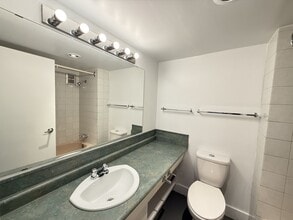 1500 Dogwood St in Campbell River, BC - Building Photo - Building Photo