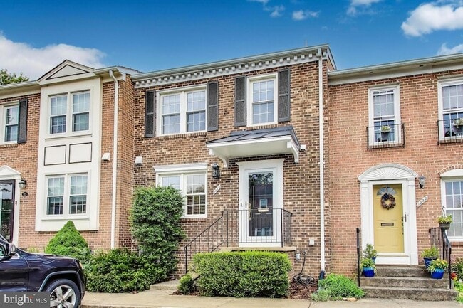 property at 1325 Chetworth Ct