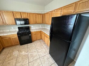 1645 E Illini St in Phoenix, AZ - Building Photo - Building Photo