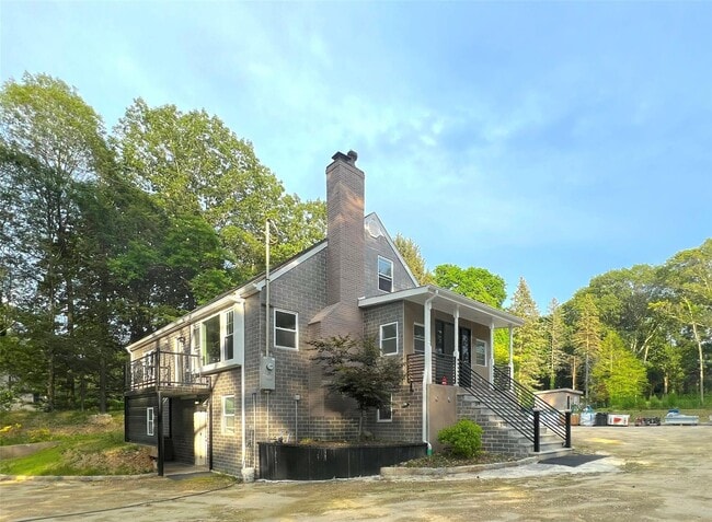 property at 27 Dunlop Rd