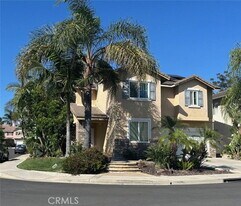 17 Windarbor Ln in Irvine, CA - Building Photo