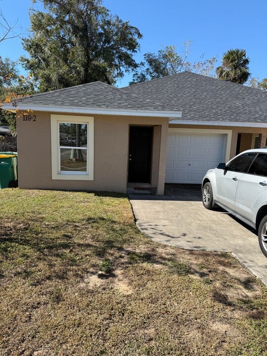 110 S Mary St in Eustis, FL - Building Photo