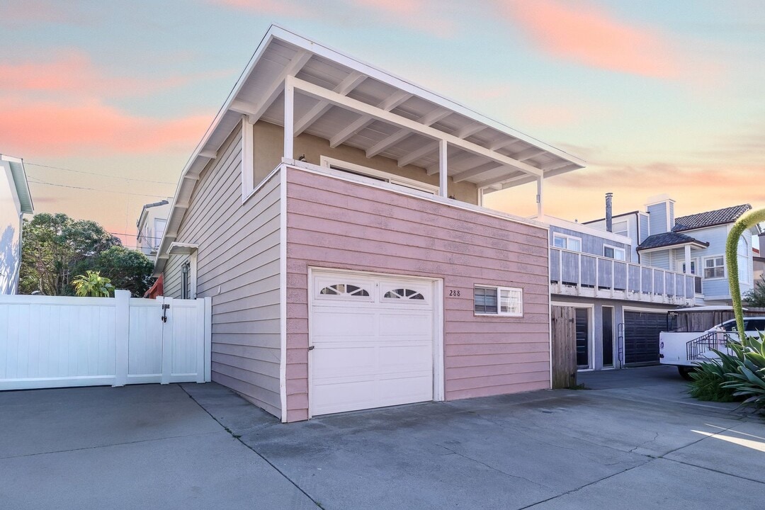 288 Cahuenga Dr in Oxnard, CA - Building Photo