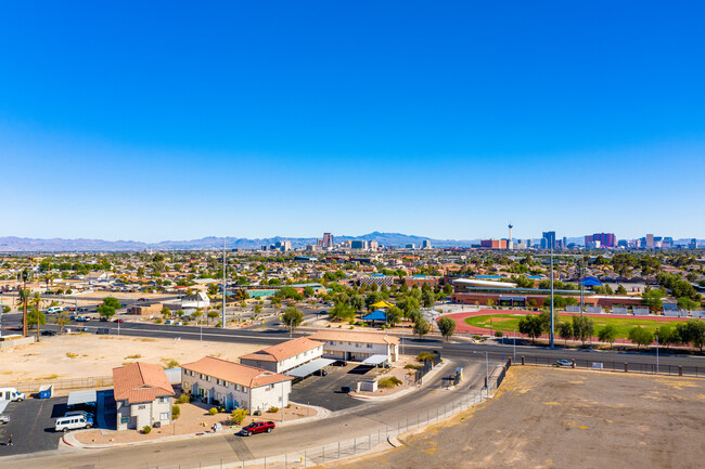 2406 Morton Ave in North Las Vegas, NV - Building Photo - Building Photo